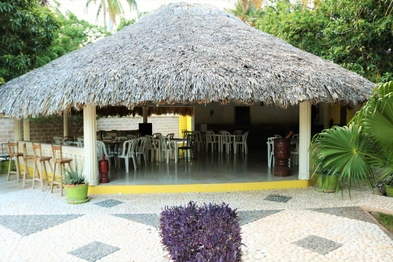 Hotel Villas Del Mar เปเดร์นาเลส ภายนอก รูปภาพ